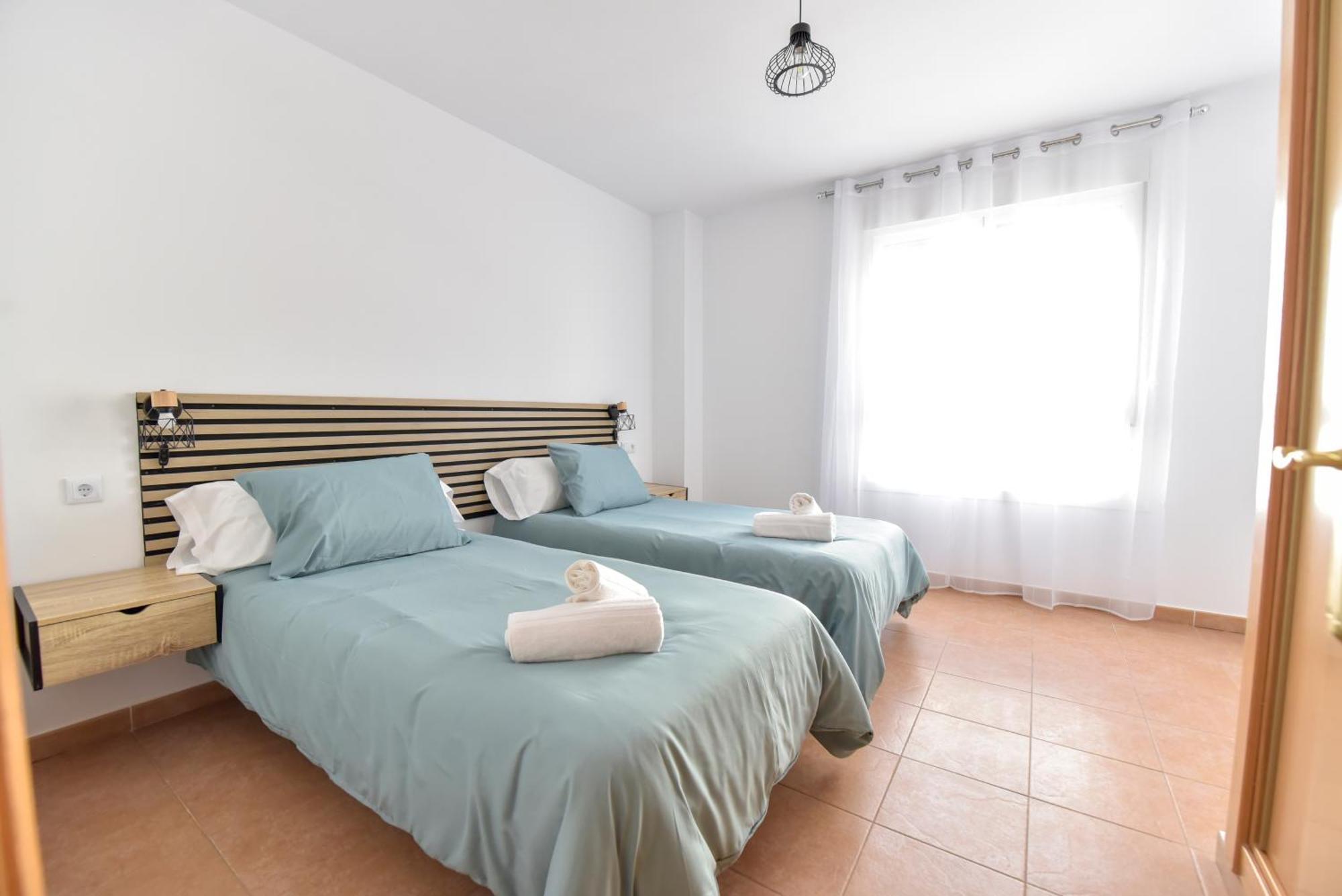 New Premium Apartment - Free Parking & Pools La Algaba Bagian luar foto