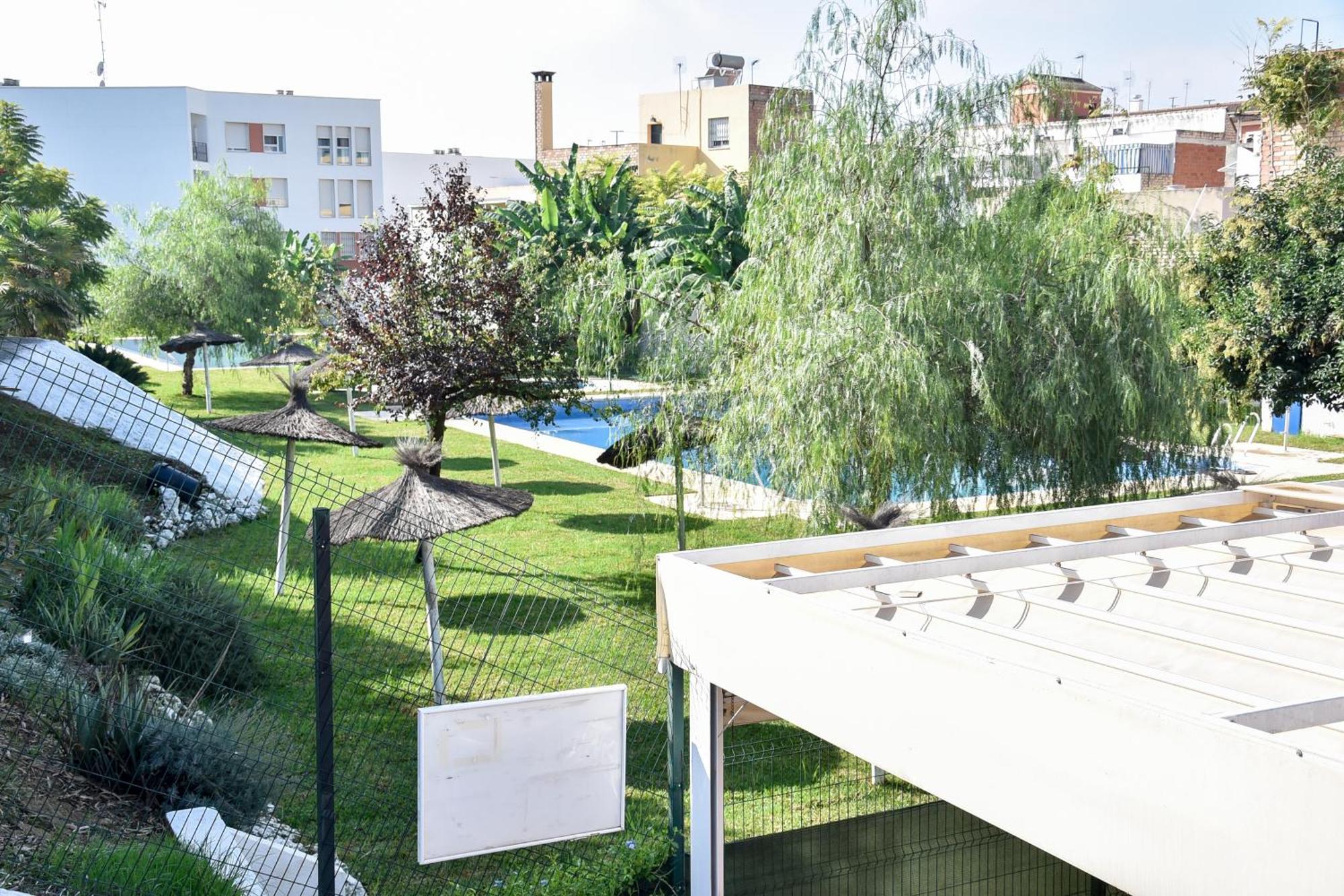 New Premium Apartment - Free Parking & Pools La Algaba Bagian luar foto